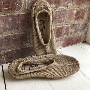 Arcopedico Taupe Slip-Ons Sz 38 Great Condition